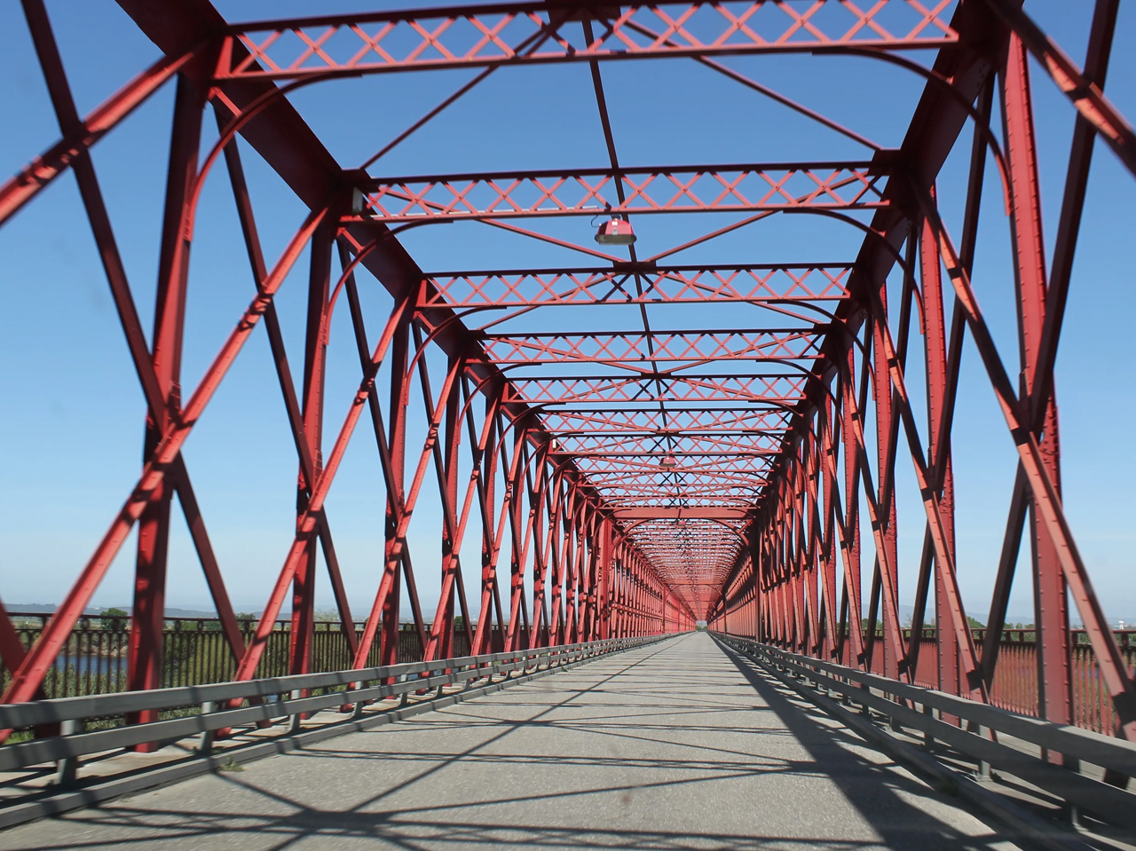 Pontes em Estrutura Metálica